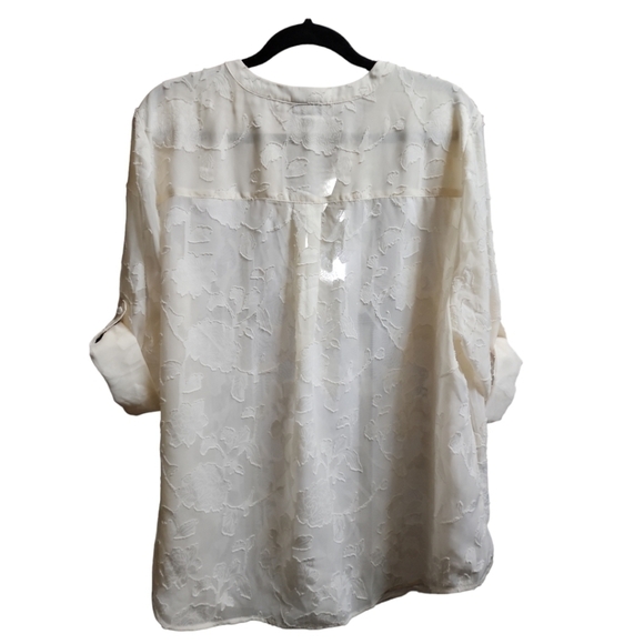 Torrid Prestine (ivory) Harper clip chiffon pullover blouse size 2 (18/20) - Picture 2 of 8